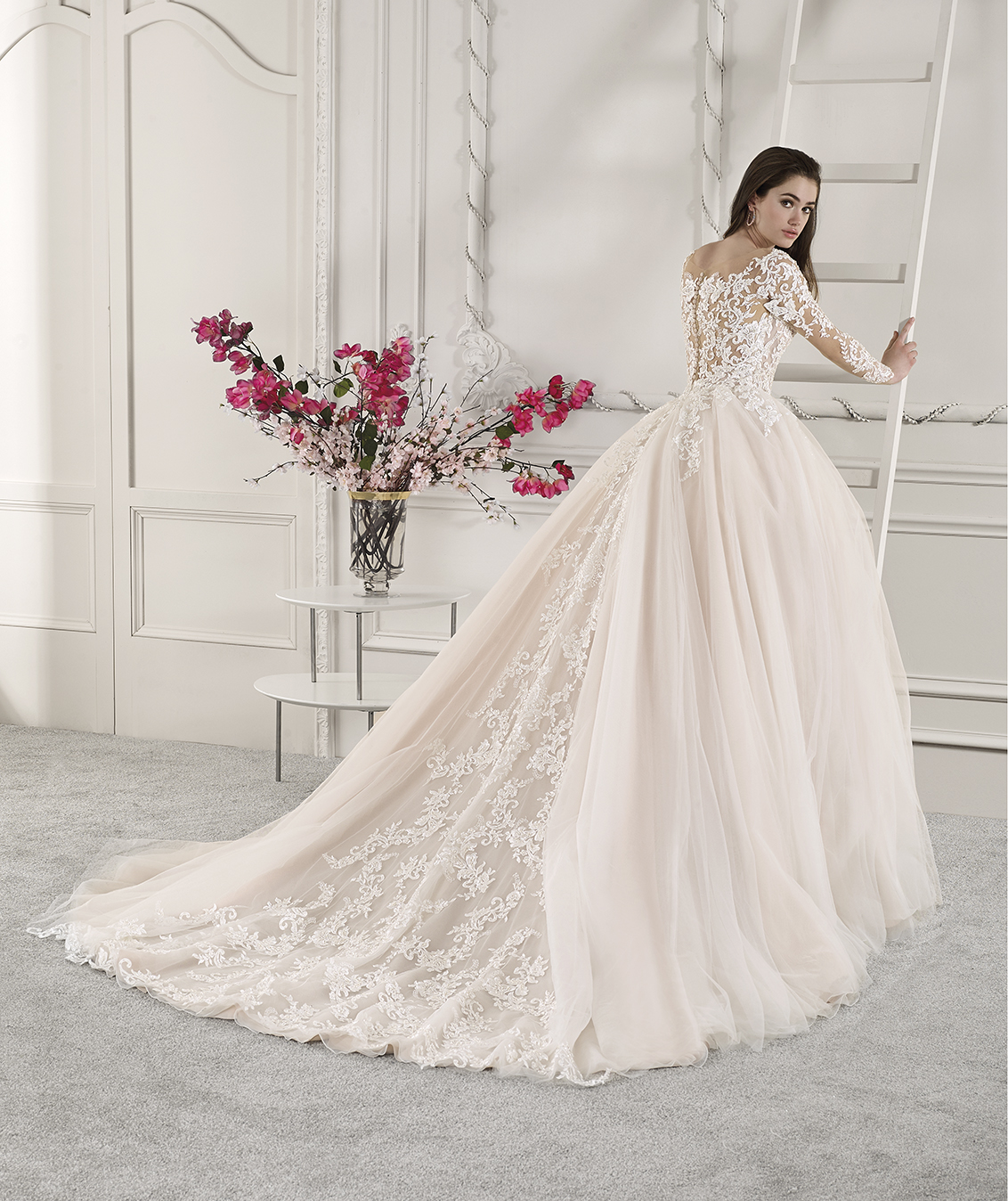 Demetrios sposa sale